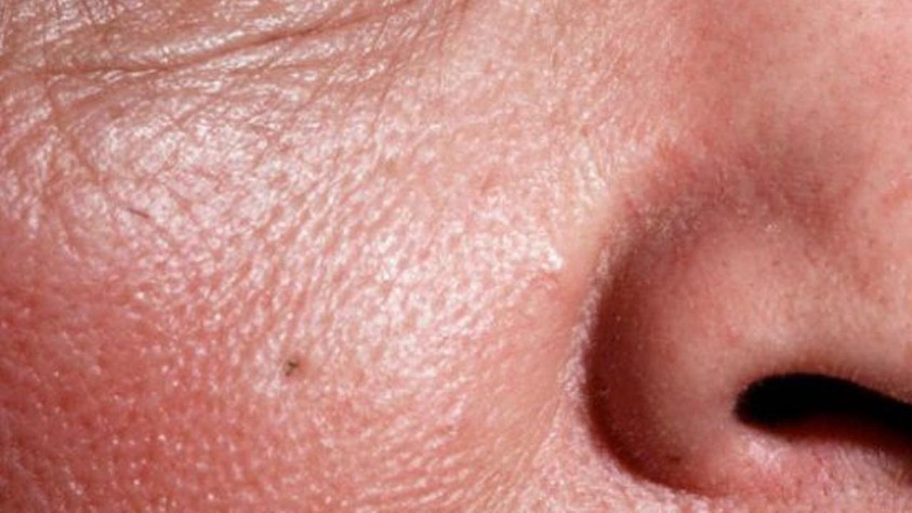 Cara Efektif Membersihkan Pori-pori Wajah dengan Satu Jenis Tepung