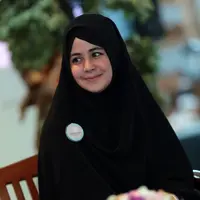 Risty Tagor juga tidak membantah, kisruh rumah tangga Caisar dengan istri dilatarbelakangi Caisar yang kembali ke dunia hiburan. Sebagai sahabat yang telah lama, ia juga tak mau banyak komentar yang bisa memperkeruh suasana. (Deki Prayoga/Bintang.com)