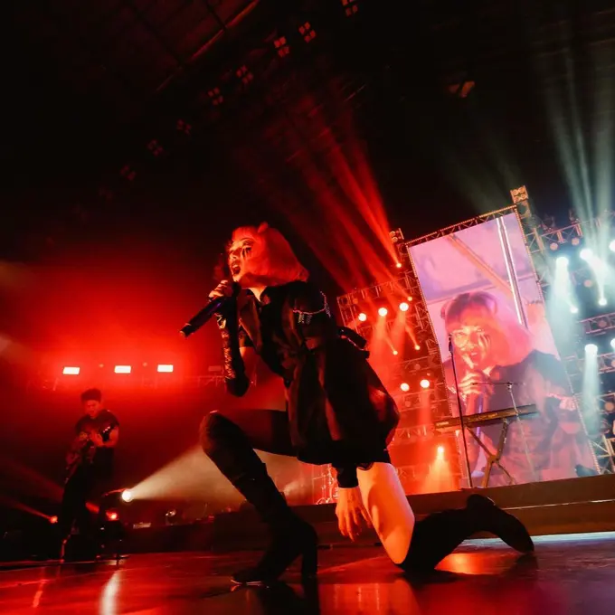 [Fimela] Lexiconcert Isyana Sarasvati Jakarta