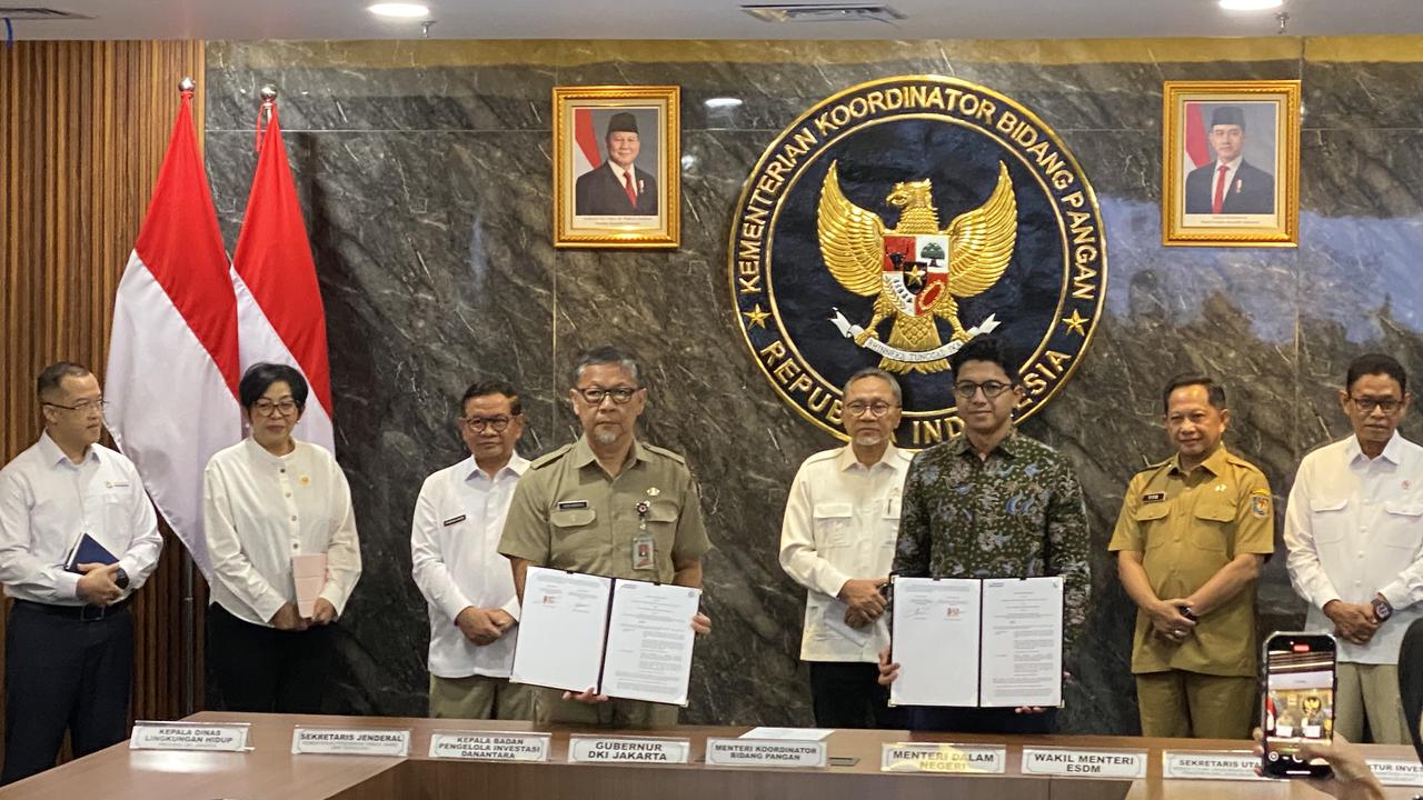 Garap Proyek Sampah Jadi Listrik, Zulhas Singgung Timbunan di Bantar Gebang Sudah Seperti Gedung Belasan Lantai