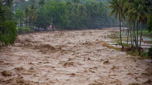 Banjir Padang, Puluhan Ribu Warga Terdampak