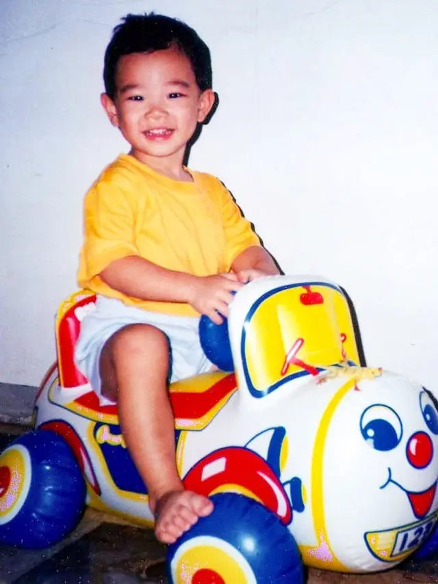 6 Foto Masa Kecil Jess No Limit, Suka Game Sedari Anak-Anak