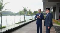 Presiden Jokowi dan PM Malaysia Anwar Ibrahim menggelar pertemuan bilateral di Hotel Meruorah, Labuan Bajo, Kabupaten Manggarai Barat, Provinsi NTT, Selasa (9/5/2023).  (Foto: Muchlis Jr - Biro Pers Sekretariat Presiden)