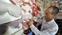 20 Tahun, Pria Setengah Baya Koleksi 5.000 Bra 