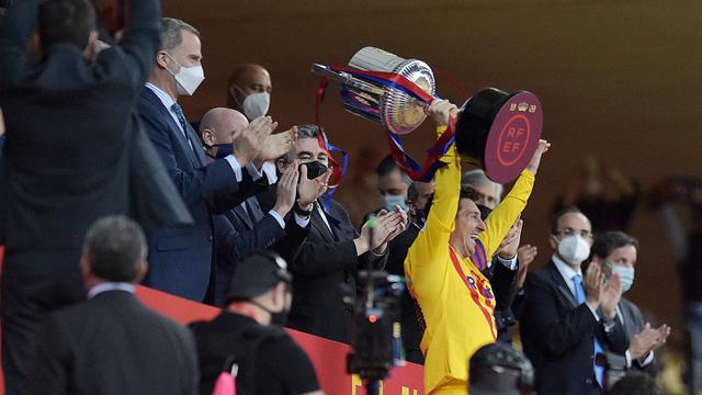FOTO: Lionel Messi Bersinar Terang, Barcelona Juara Copa del Rey 2020/2021