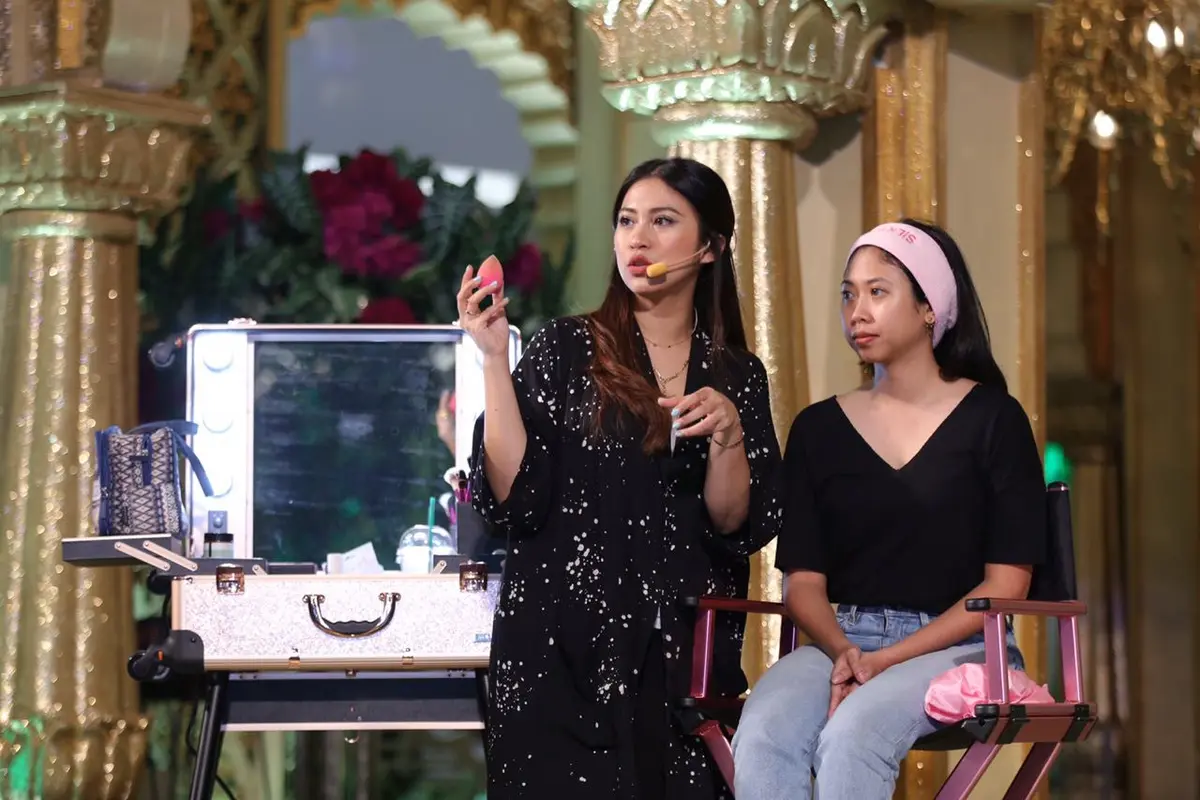 [Bintang] Tyna Kanna Mirdad: MakeupMakeup Fun dan Edukatif