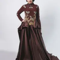 Nafa Urbach. (Fotografer: Desmond Manullang, Digital Imaging: Muhammad Iqbal Nurfajri, Wardrobe: Khaanan, Make up; First, Bintang.com)