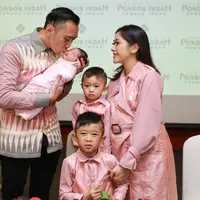Preskon kelahiran anak ke-3 pasangan Ibas Yudhoyono dan Aliya Rajasa (Adrian Putra/bintang.com)