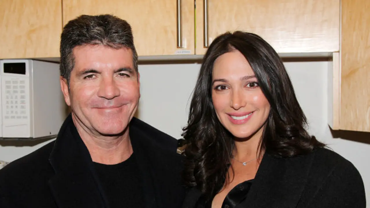 Simon Cowell Menyesal dengan Hubungan Terlarangnya