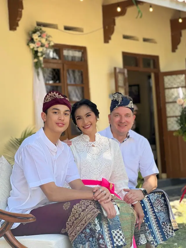 Maudy Koesnaedi, Erik Meijer dan Eddy Maliq Meijer