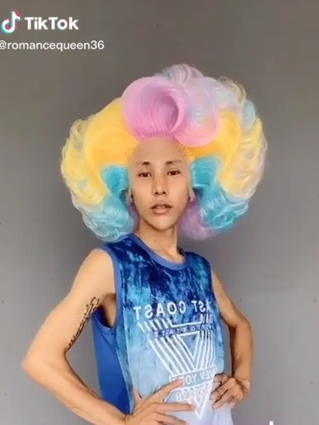 6 Gaya Wig Nyeleneh Ini Kocak, Lebih Heboh dari Jambul Khatulistiwa