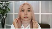 Tips Pakai Hihab Pashmina untuk Pemilik Wajah Bulat Agar Terlihat Tirus.&nbsp; foto: Youtube 'Channelnya BEGA'