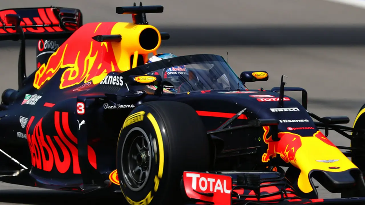 Aeroscreen Red Bull