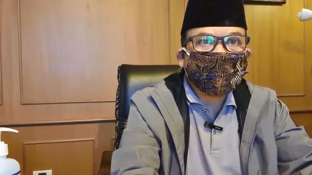 Bupati Achmad Husein menyatakan Covid-19 di Banyumas sudah tak terkendali. (Foto: Liputan6.com/Tangkapan layar video)