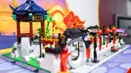 Taman tradisional China yang disusun dari balok Lego terlihat di stan raksasa mainan Denmark LEGO Group terlihat dalam ajang Pameran Impor Internasional China (China International Import Expo/CIIE) ketiga di Shanghai, China, 9 November 2020.  (Xinhua/Chen Yehua)