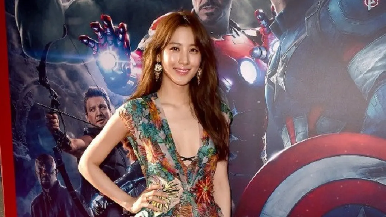 Claudia Kim