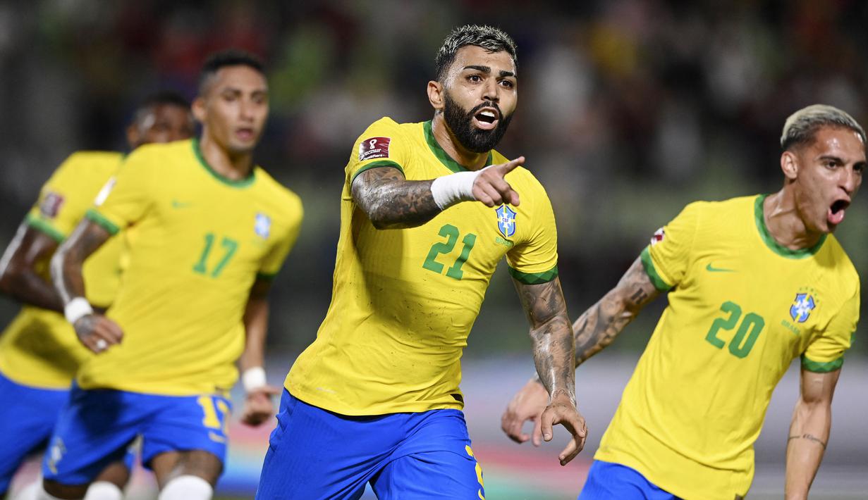 Brasil sukses menaklukkan Venezuela pada pertandingan Kualifikasi Piala Dunia 2022 zona Conmebol atau Amerika Selatan di UCV Olympic Stadium, Caracas, pada Jumat (8/10/2021). (AFP/Yuri Cortez)