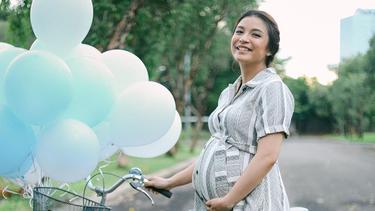 Hamil Besar 5 Artis Ini Segera Melahirkan News Entertainment Fimela Com