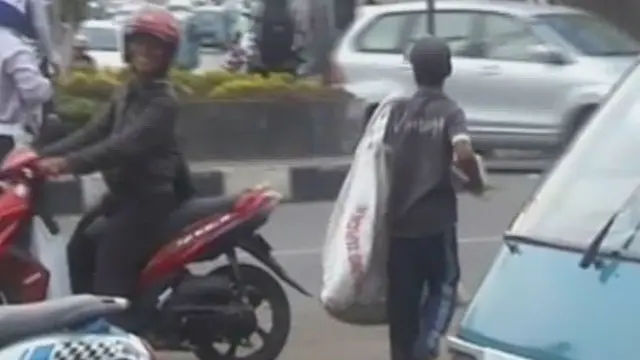 [VIDEO] Beri Pengemis Uang, Warga Depok Bisa Didenda Rp 25 Juta