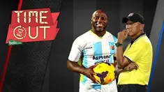 Pelatih asal Brasil, Jacksen F. Tiago harus menerima kenyataan pahit dalam kiprahnya di Malaysia. Mantan pelatih Persipura Jayapura diistirahatkan untuk sementara waktu dari kursi pelatih kepala, Penang FA.