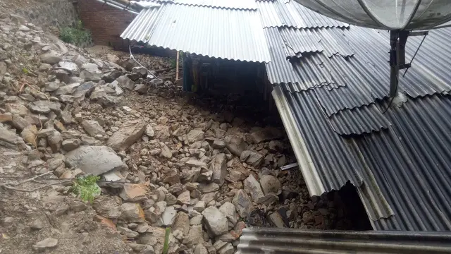Longsor Desa Sindangbarang, Karangpucung, Cilacap. (Foto: Liputan6.com/BPBD Cilacap/Muhamad Ridlo)