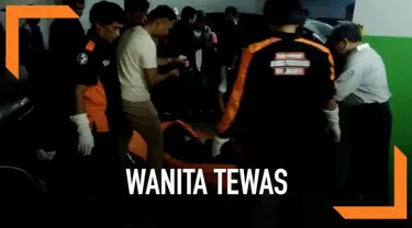 Seorang wanita ditemukan tewas di dalam mobilnya di sebuah parkiran hotel. Di mulutnya terdapat banyak cairan anti nyamuk.