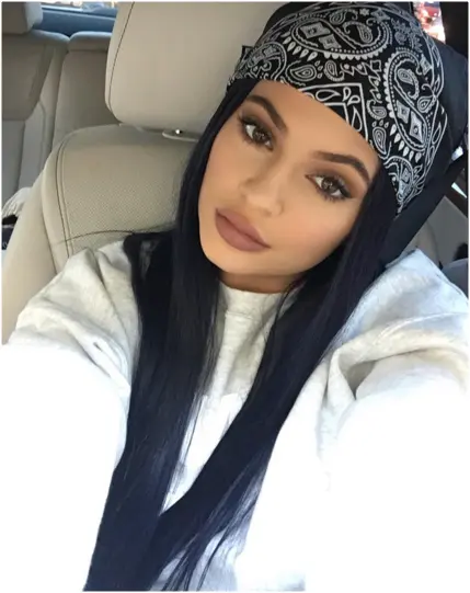 Meski Mahal Setelah Masuk Indonesia Lip Kit Kylie Jenner Tetap Laris Manis Beauty Fimela Com