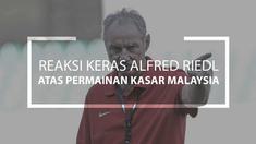 Video reaksi keras Alfred Riedl atas permainan kasar Malaysia kepada Andik dan pemain Indonesia lain pada laga persahabatan di Solo.