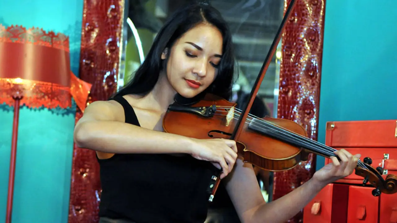 Ava Victoria Stres Garap Musik untuk Pementasan Teater