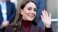 Gaya Kate Middleton Kunjungi Rumah Sakit Pengobatan Kankernya, Jadi Agenda Publik Pertama 2025 yang Emosional