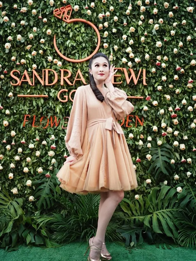 [Fimela] Sandra Dewi