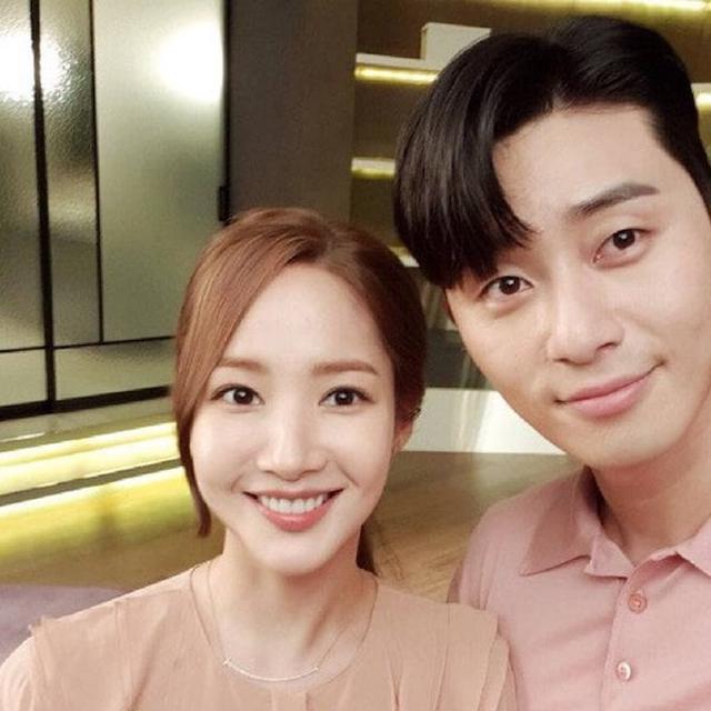 Ini Tiga Bukti Park Min Young Park Seo Joon Pacaran Showbiz Liputan6 Com