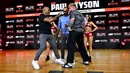 Faceoff Mike Tyson dengan Jake Paul tersaji setelah konferensi pers jelang pertarungan. (Roy Rochlin / GETTY IMAGES NORTH AMERICA / Getty Images via AFP)