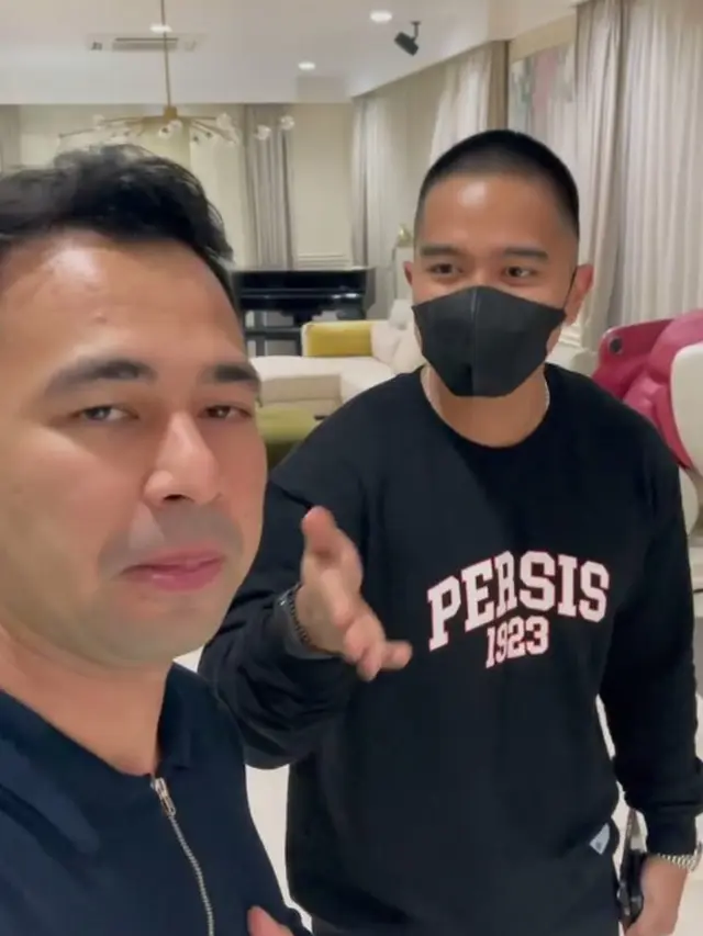 5 Potret Kaesang Pangarep Jenguk Rayyanza Anak Raffi Ahmad, Nadya Arifta Turut Hadir