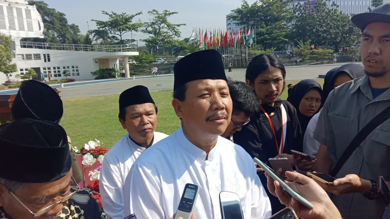Sekretaris Daerah Jawa Barat Iwa Karniwa