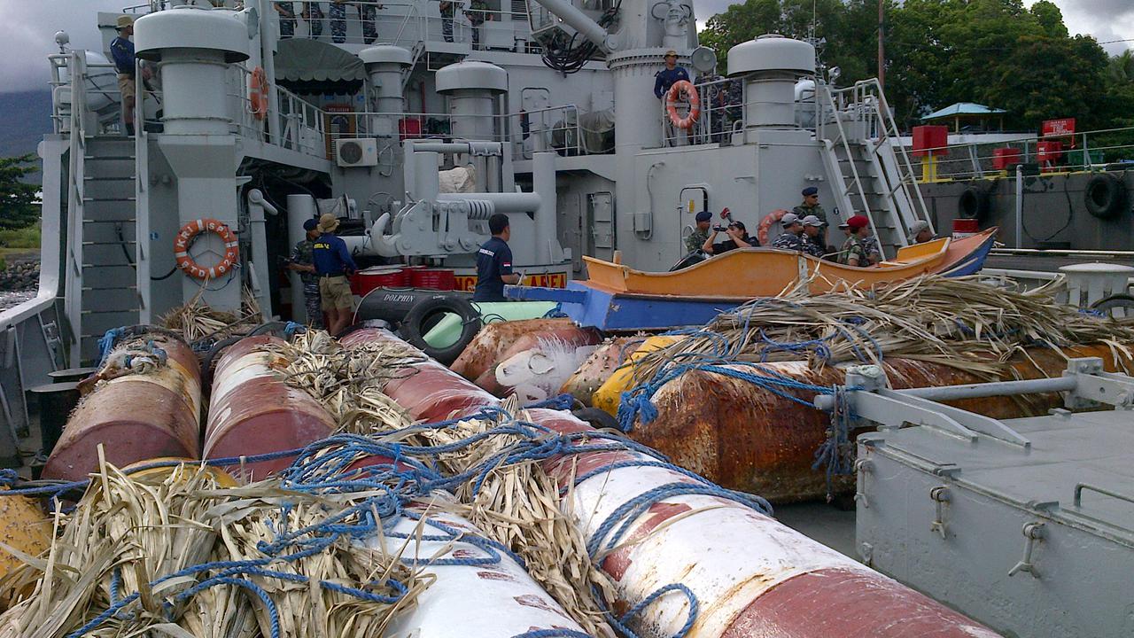 Rumpon-rumpon Liar Curi Ikan di Perbatasan Filipina 