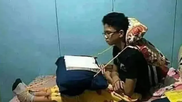 7 Potret Kelakuan Anak Saat Belajar di Rumah, Bikin Ngakak