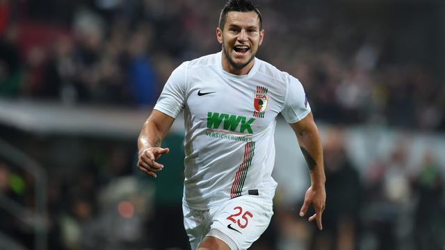 Gol Indah Pemain Argentina Ini Menangkan Augsburg