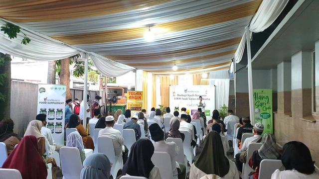 Sido Muncul Berbagi Kasih, Salurkan Rp200 Juta untuk 1000 Anak Yatim di Jakarta