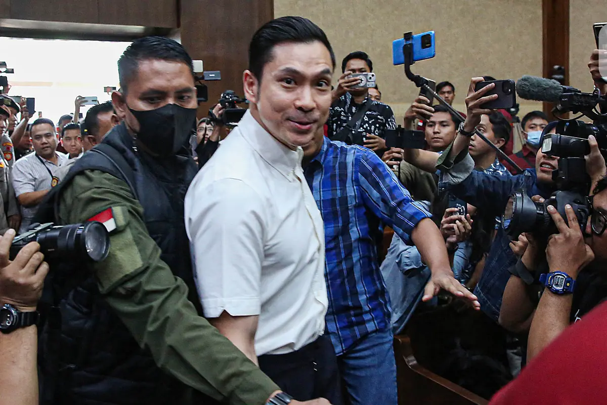 Penampilan Harvey Moeis Saat Jalani Sidang Dakwaan Kasus Korupsi Timah