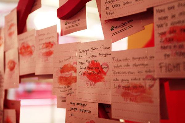 Sebagian dari Cap Bibir dan Kata Motivasi yang Terkumpul | copyright vemale.com