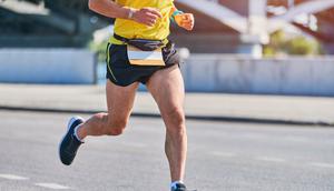 Pilihan tas pinggang praktis buat aktivitas olahraga sehari-hari. (travelarium/Depositphotos)