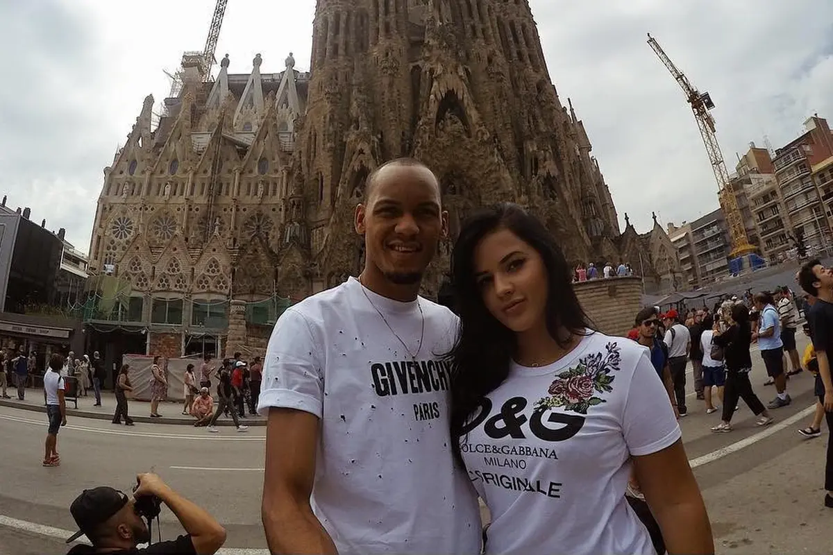 Fabinho - Rebeca Tavares