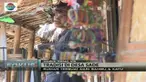Warga desa ini memiliki berbagai tradisi unik. Mulai hasil kerajinan songket yang memikat, hingga mengepel lantai menggunakan kotoran sapi.