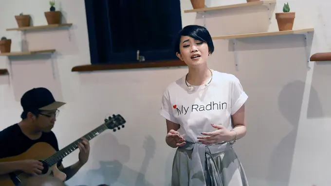 [Bintang] Radhini