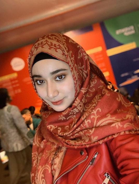 Seperti yang diketahui sebelumnya Tengku Syaira Anataya atau Chacha menjadi salah satu pemain sinetron seperti, TUKANG OJEK PENGKOLAN (berperan sebagai Anisa) dan JODOH WASIAT BAPAK 2 (berperan sebagai Hafifah). (FOTO: instagram.com/osnapitzcha/)