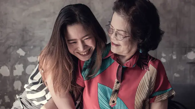 cinta ibu dan penuh kasih sayang