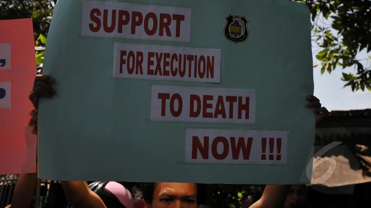 Tuntut Eksekusi Mati, Granat Ajak Pocong Demo di Dermaga Wijayapura