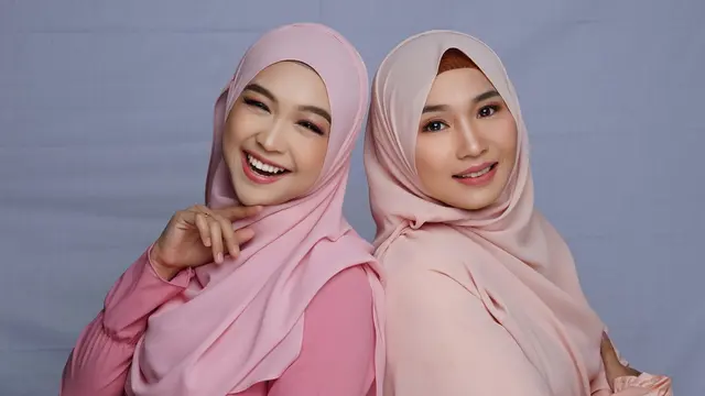 Selebgram Fatimah Az Zahra dan Ria Ricis