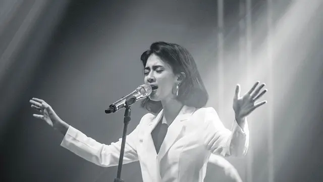 Rahmania Astrini
